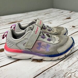 Under‎ Armour Girls Sneakers Size 1 Velcro Closure UA Assert sneaker shoe